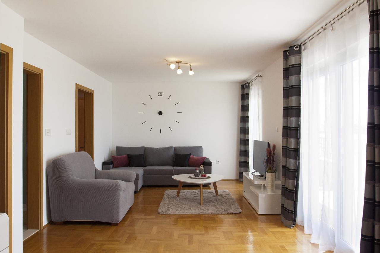 Apartment Noel คาชเตลา ภายนอก รูปภาพ